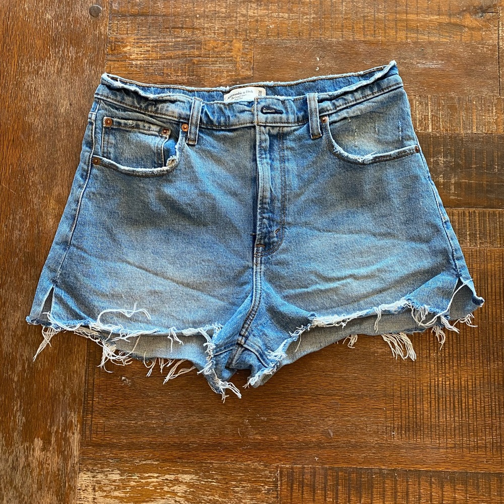 Abercrombie high rise shorts